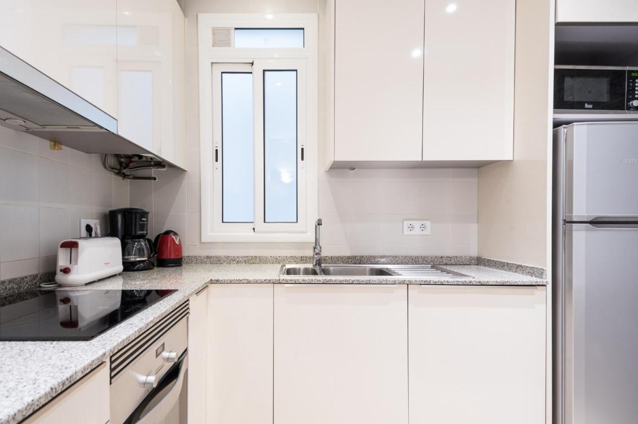 Spacious 3 Bed Apt In The Heart Of Sant Antoni Barcelona Eksteriør bilde
