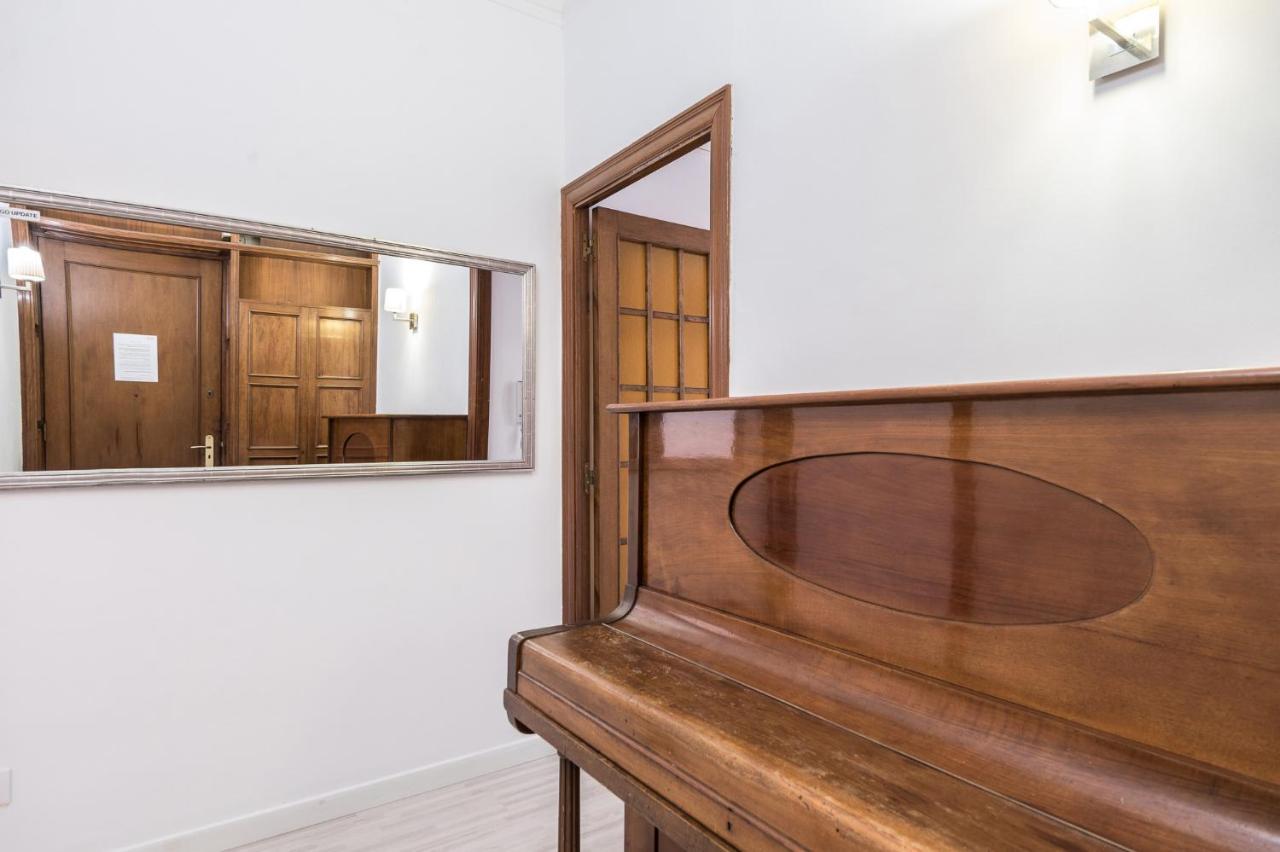 Spacious 3 Bed Apt In The Heart Of Sant Antoni Barcelona Eksteriør bilde