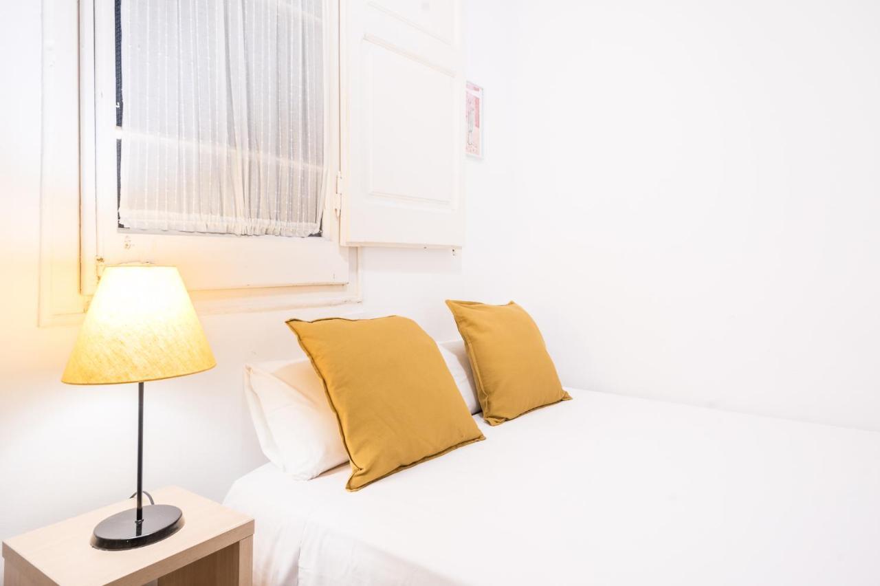Spacious 3 Bed Apt In The Heart Of Sant Antoni Barcelona Eksteriør bilde